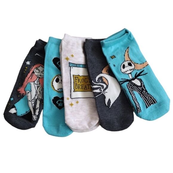 Disney The Nightmare Before Christmas 5 Pairs No Show Socks NWOT - Picture 2 of 7